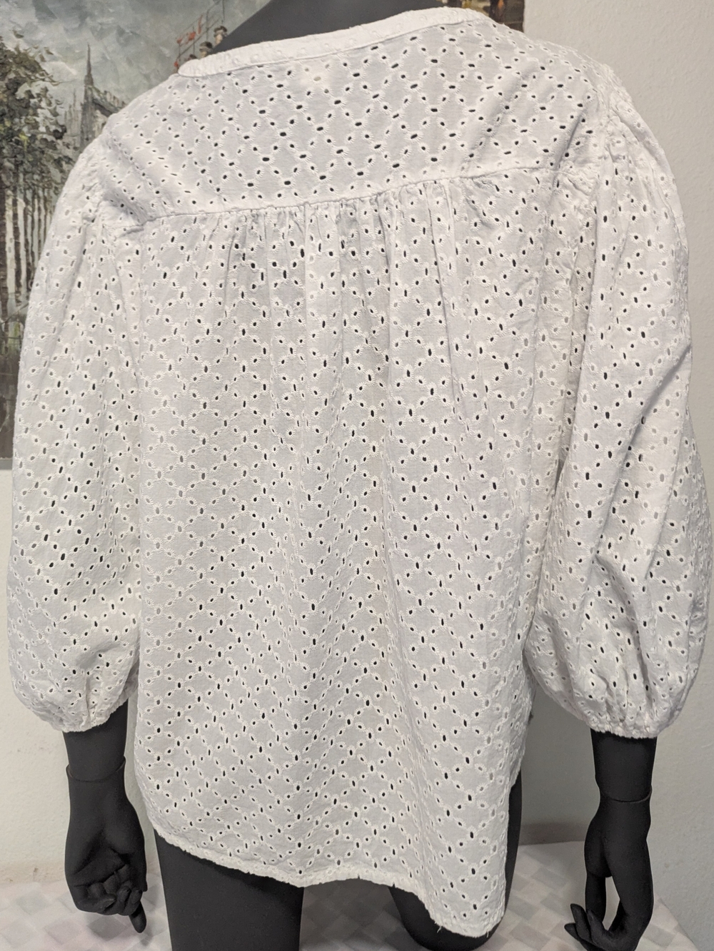 White Eyelet Cotton Women’s Top - Picture 3 of 5